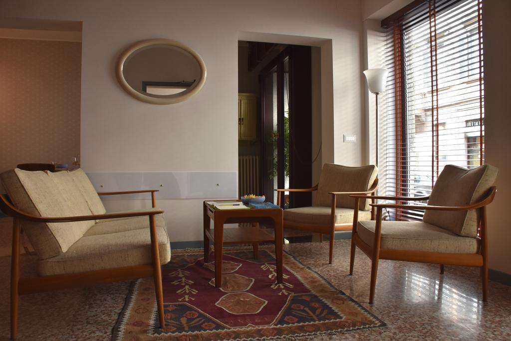 Ca' Monteggia Guest House Milan Bagian luar foto